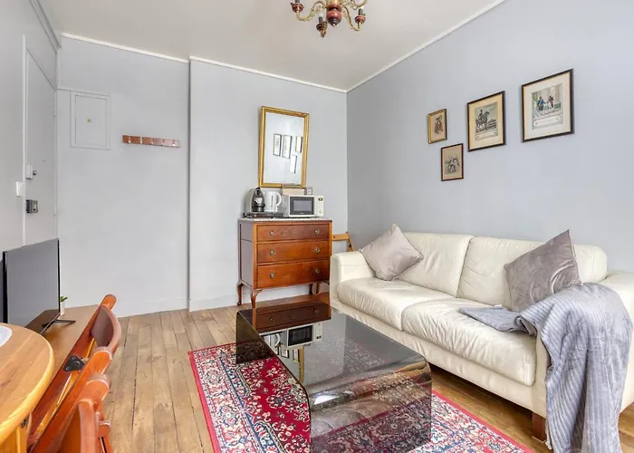 * Le Versaillais*2 Min à Pied Du Château *